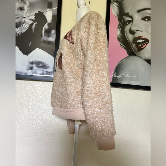 Sweater - Picture 2 of 3